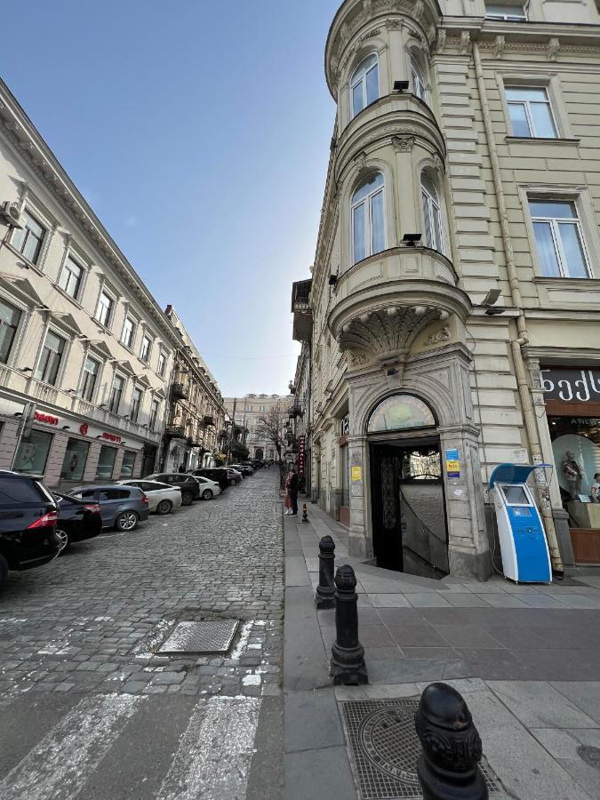 Griboedov Apartment تبليسي المظهر الخارجي الصورة